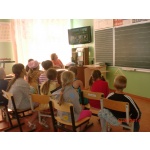 11 июня заведующая Пречистенским филиалом провела в школе видеочас «Ты припомни, Россия...».
